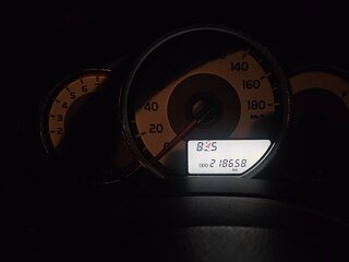 2015 Toyota Corolla Fielder XI (E160, E170, E180), серый, 990000 рублей, вид 2