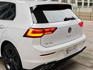2023 Volkswagen Golf VIII, белый, 2370000 рублей, вид 1