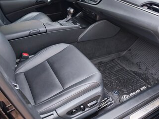2022 Lexus ES 300h VII Рестайлинг, чёрный, 5350000 рублей, вид 5