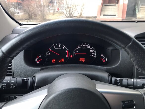 2011 Nissan Pathfinder III Рестайлинг, серебристый - вид 8