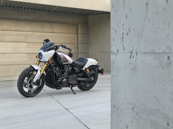 2025 Indian Scout, белый - вид 21