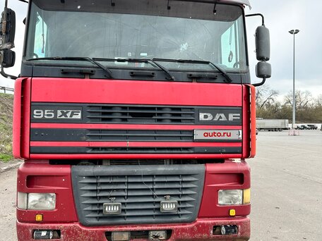 1999 DAF XF 95, красный, 1300000 рублей, вид 1