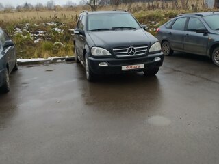 2003 Mercedes-Benz M-Класс 350 I (W163) Рестайлинг, чёрный, 849000 рублей, вид 1