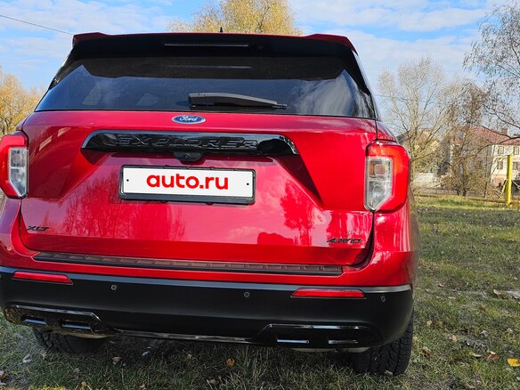 2021 Ford Explorer VI, красный, 2800000 рублей - вид 6