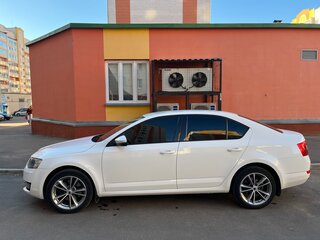 2014 Skoda Octavia III (A7), белый, 999999 рублей, вид 1