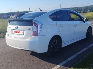 2014 Toyota Prius III Рестайлинг (XW30), белый, 1200000 рублей, вид 4