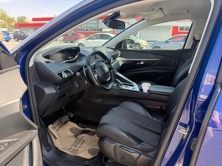 2018 Peugeot 3008 II, синий, 1700000 рублей, вид 5
