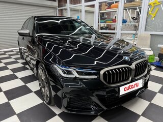 2020 BMW 5 серии 530d xDrive VII (G30/G31/G38) Рестайлинг, чёрный, 7800000 рублей, вид 3