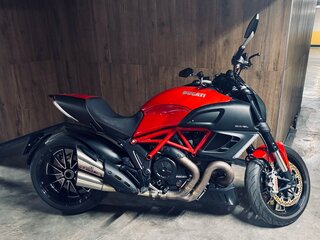 2010 Ducati Diavel, красный, 770000 рублей, вид 2