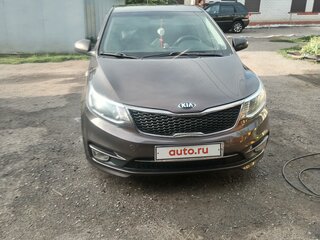 2016 Kia Rio III Рестайлинг, коричневый, 1130000 рублей, вид 2