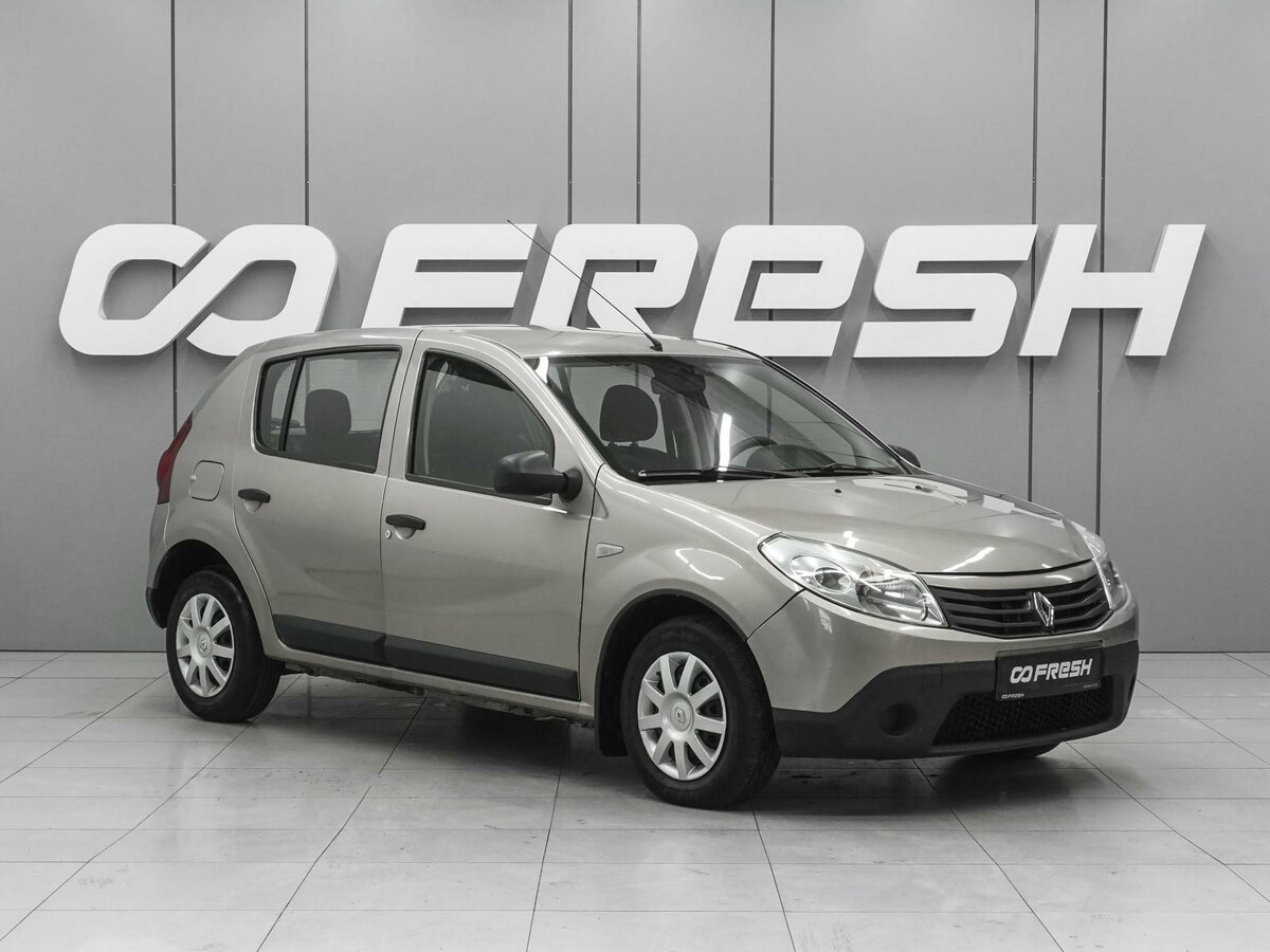 Открыть фотографии: Renault Sandero I