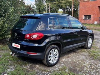 2009 Volkswagen Tiguan I, чёрный, 1070000 рублей, вид 4