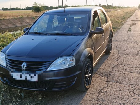 2013 Renault Logan I Рестайлинг, чёрный, 260000 рублей, вид 2