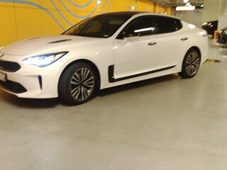 2018 Kia Stinger I, белый, 2220000 рублей, вид 2