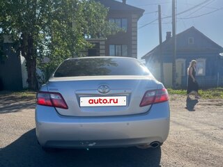 2011 Toyota Camry VI (XV40) Рестайлинг, серебристый, 1200000 рублей, вид 3