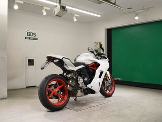2018 Ducati Supersport, белый, 977000 рублей, вид 5