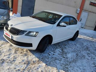 2018 Skoda Octavia III (A7) Рестайлинг, белый, 1287000 рублей, вид 1