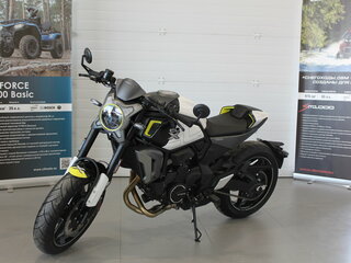 CFMoto 700CL-X Sport