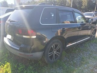 2008 Volkswagen Touareg I Рестайлинг, чёрный, 750000 рублей, вид 5
