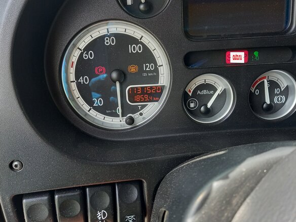 2010 DAF XF 105, белый, 4000000 рублей - вид 8