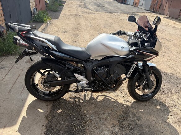 2008 Yamaha FZ6, серебристый, 470000 рублей - вид 3