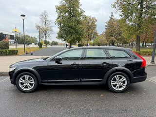 2018 Volvo V90 Cross Country I, чёрный, 3500000 рублей, вид 2