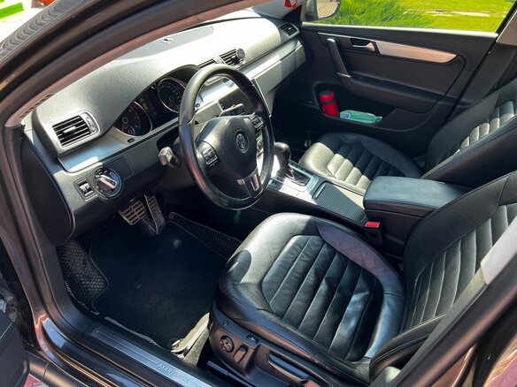 2012 Volkswagen Passat Alltrack B7, коричневый, 2000002 рублей - вид 16