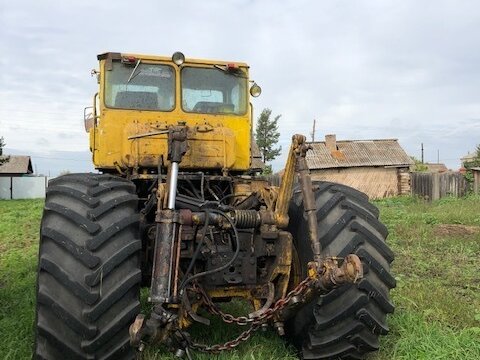 1991 Кировец К-701, жёлтый - вид 3