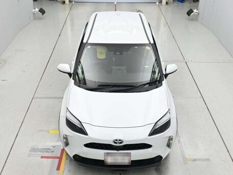2023 Toyota Yaris Cross I, белый, 2030000 рублей, вид 5