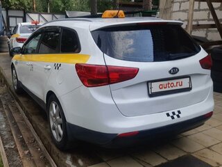 2015 Kia Ceed II Рестайлинг, белый, 1100000 рублей, вид 4