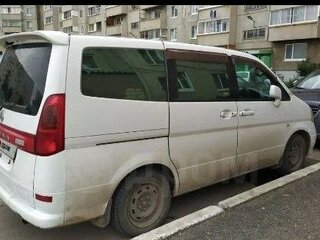 1999 Nissan Serena II (C24), белый, 500000 рублей, вид 4