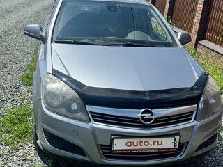 2011 Opel Astra H Рестайлинг, серебристый, 710000 рублей, вид 1