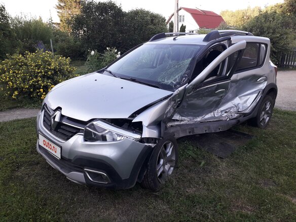 2021 Renault Sandero Stepway II Рестайлинг, серый - вид 6