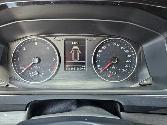 2018 Volkswagen Multivan T6, белый, 4090000 рублей - вид 12