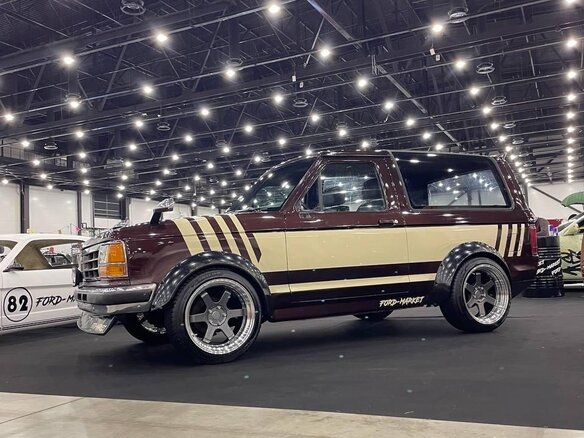 1989 Ford Bronco-II, коричневый, 1200000 рублей - вид 2