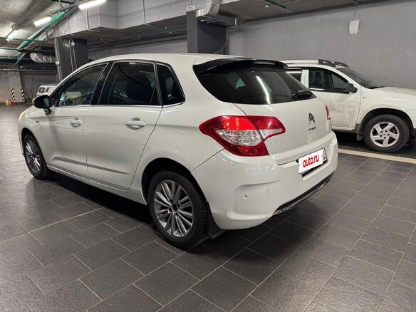2013 Citroen C4 II, белый, 770000 рублей - вид 3