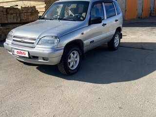 2005 Chevrolet Niva I, серебристый, 330000 рублей, вид 1