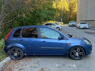 2006 Ford Fiesta Mk5, синий, 250000 рублей, вид 2