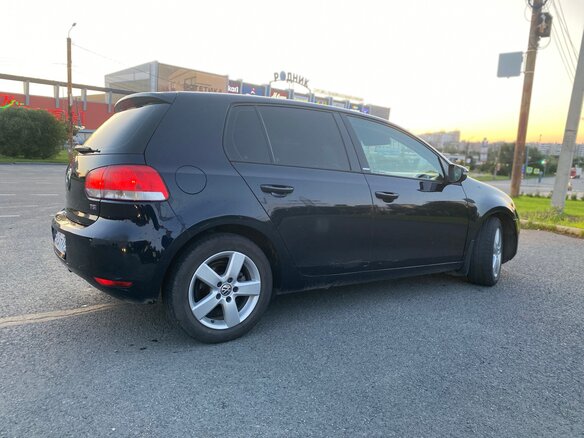 2011 Volkswagen Golf VI, синий, 795000 рублей - вид 2