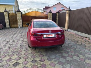 2018 Mazda 6 III (GJ) Рестайлинг, красный, 2120000 рублей, вид 4