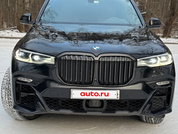 2021 BMW X7 30d I (G07), чёрный, 9250000 рублей - вид 1