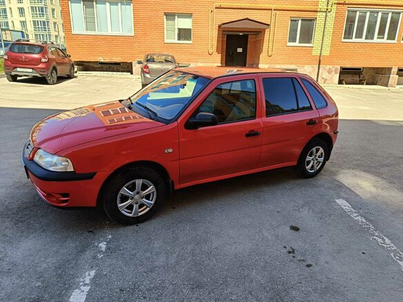 2005 Volkswagen Pointer, красный, 235000 рублей - вид 1