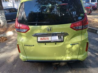 2018 Honda Freed II, жёлтый, 1790000 рублей, вид 2