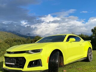 2019 Chevrolet Camaro ZL1 VI Рестайлинг, жёлтый, 10100000 рублей, вид 2