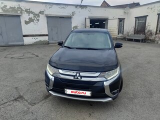 2015 Mitsubishi Outlander III Рестайлинг 2, чёрный, 1700000 рублей, вид 2