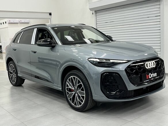 2026 Audi Q5 L III (GU), серый, 6550000 рублей - вид 2