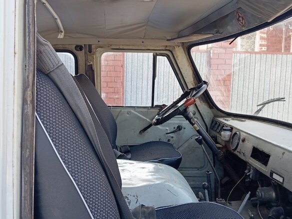 2000 УАЗ 3909, белый, 170000 рублей - вид 4