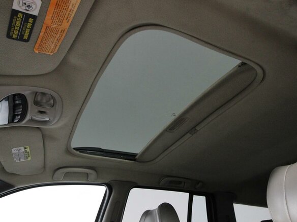 1999 Jeep Grand Cherokee II (WJ), чёрный - вид 2