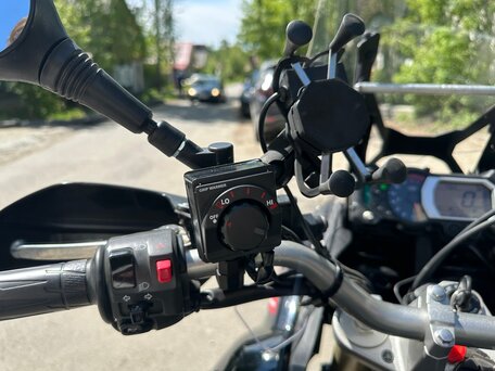 2011 Yamaha XT1200Z Super Tenere, чёрный, 1060000 рублей, вид 4