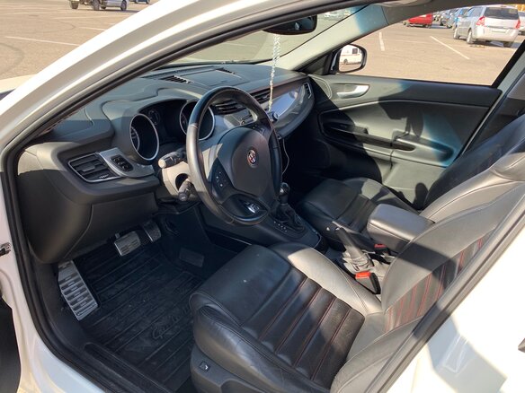 2012 Alfa Romeo Giulietta III, белый - вид 10